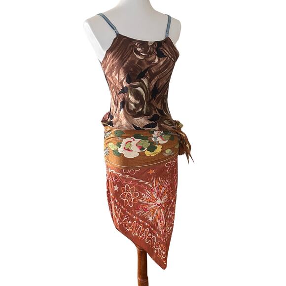 Y2K Vintage Mixed Scarf Tunic with Met Museum Silk Sash - Picture 5 of 8